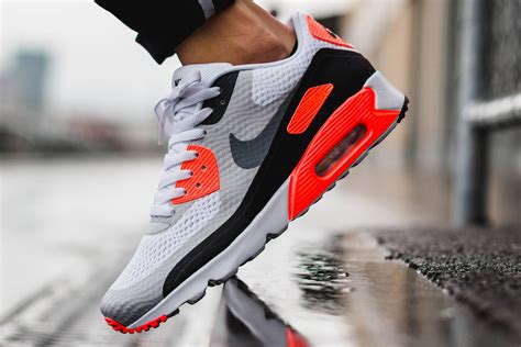 nike air max 90 ultra essential herren weiß infrared|nike air max ultra essential 2015.